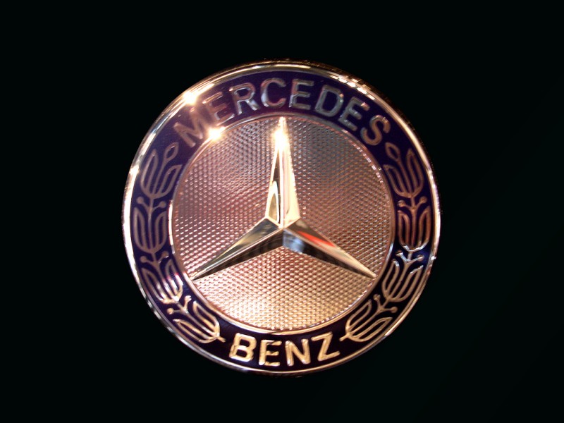 Mercedes Benz